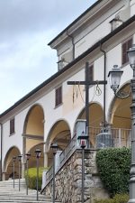 Museo Parrocchiale di Vertova la salita al complesso