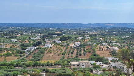 Cisternino panorama dal giardino Villa Comunale