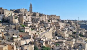 Matera in un giorno vista dal Belvedere di Piazzetta Pascoli