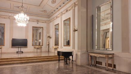 Visita al teatro San Carlo di Napoli il foyer