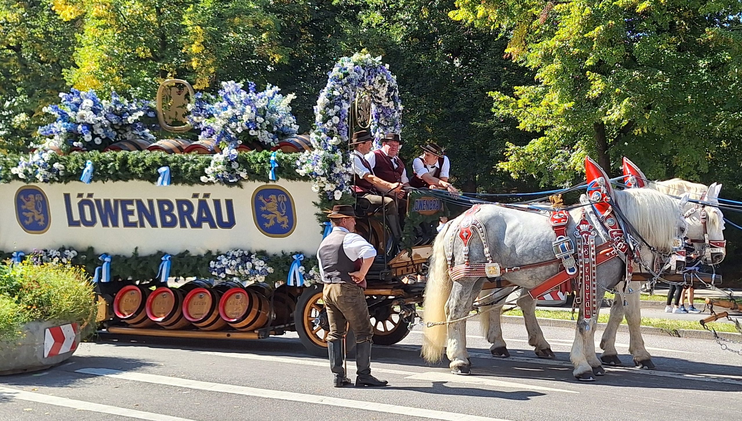 Programma Oktoberfest parata del sabato birrificio