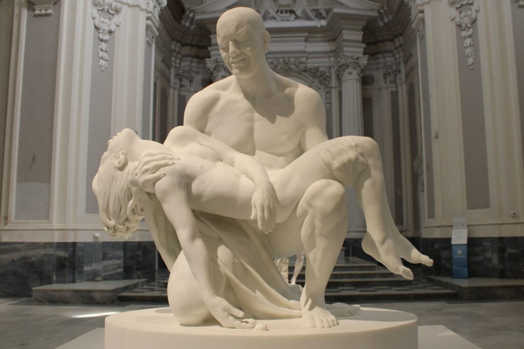 Rione Sanità statua della Pietà di Jago